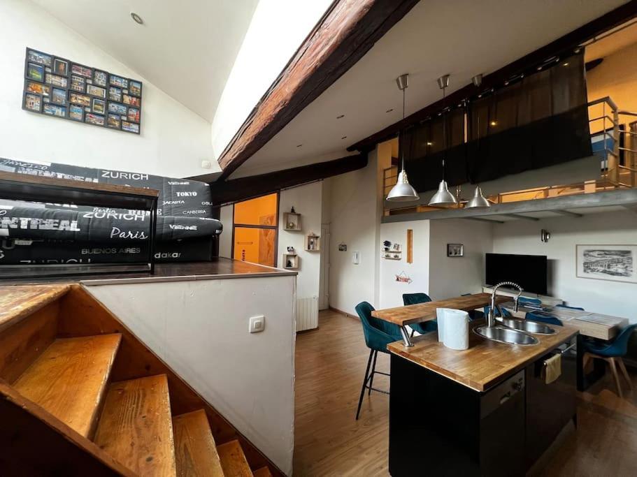 Pepite Rare 8 Personnes Au Coeur Battant Du Vieux Apartment Lyon