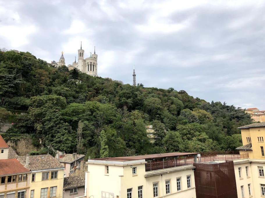 Apartment Pepite Rare 8 Personnes Au Coeur Battant Du Vieux Lyon