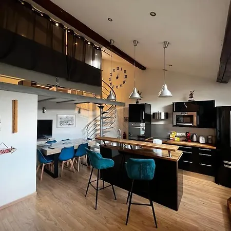 Ferienwohnung Pepite Rare 8 Personnes Au Coeur Battant Du Vieux Lyon Exterior foto